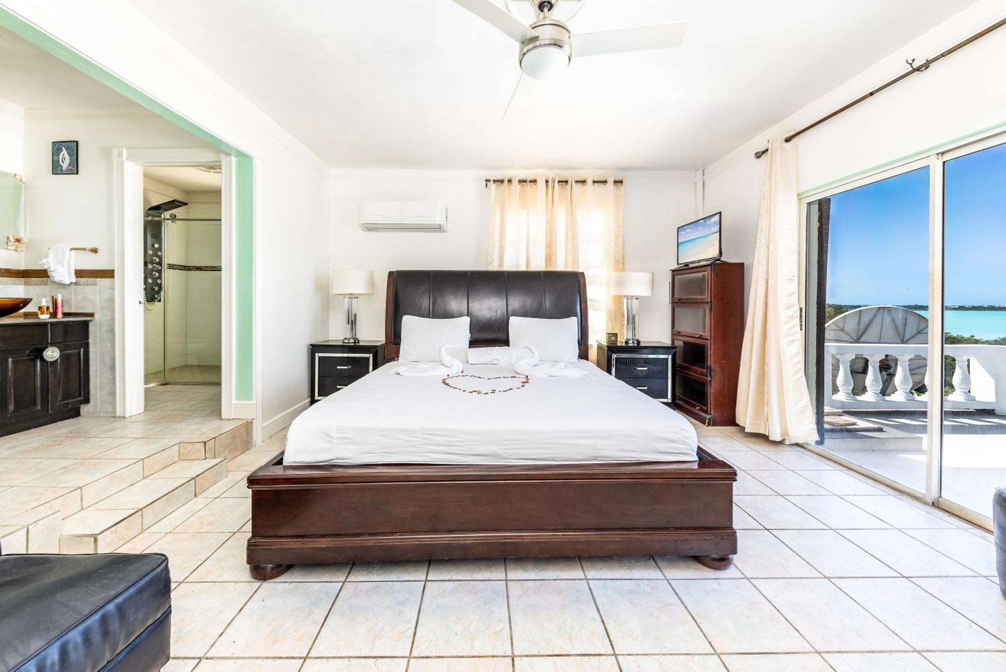 Waterside Home, Shaded Whirlpool Spa, Outdoor Dining, Smart Tv, Amazon Prime Five Cays Settlement Exteriér fotografie